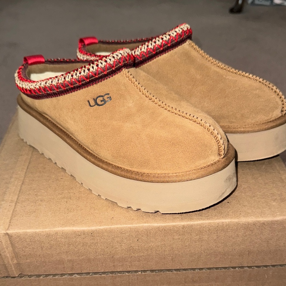 UGG Tazz II chestnut platform slippers - Picture 1 of 3